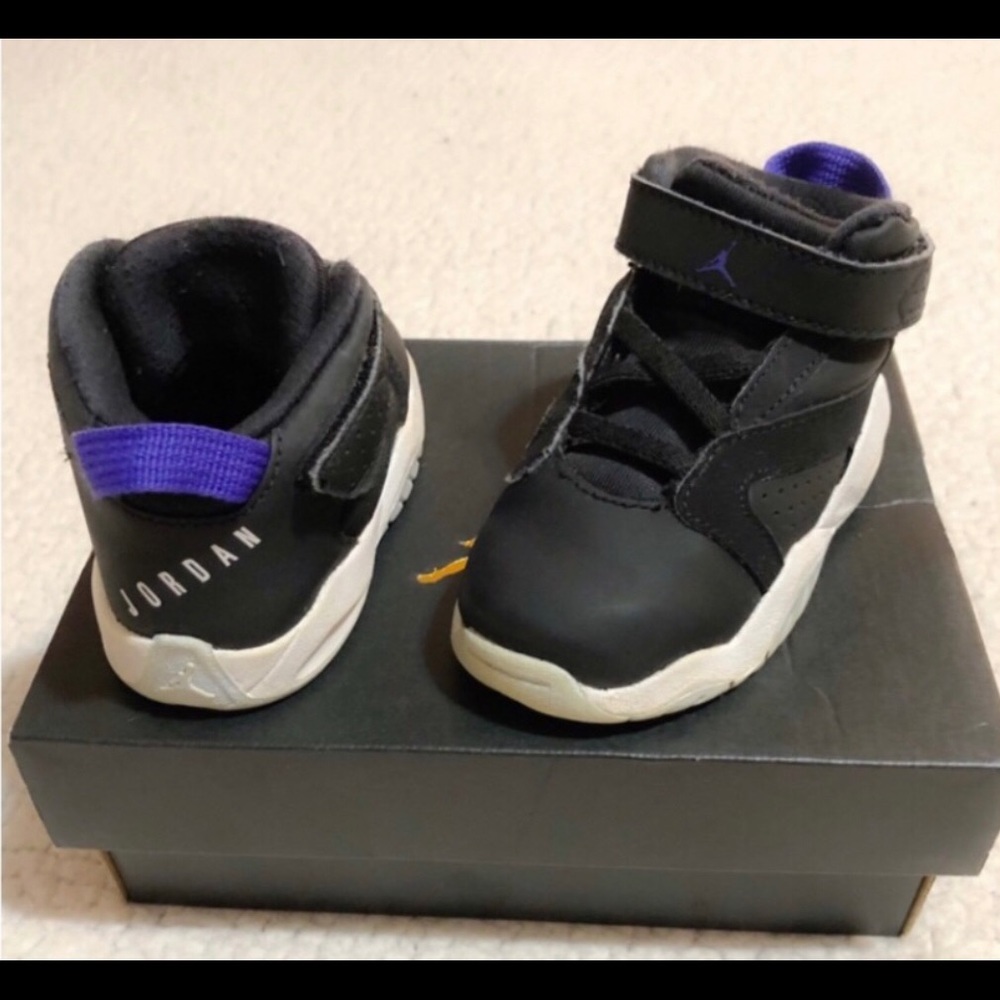 JORDAN Lift Off TD Sneaker.